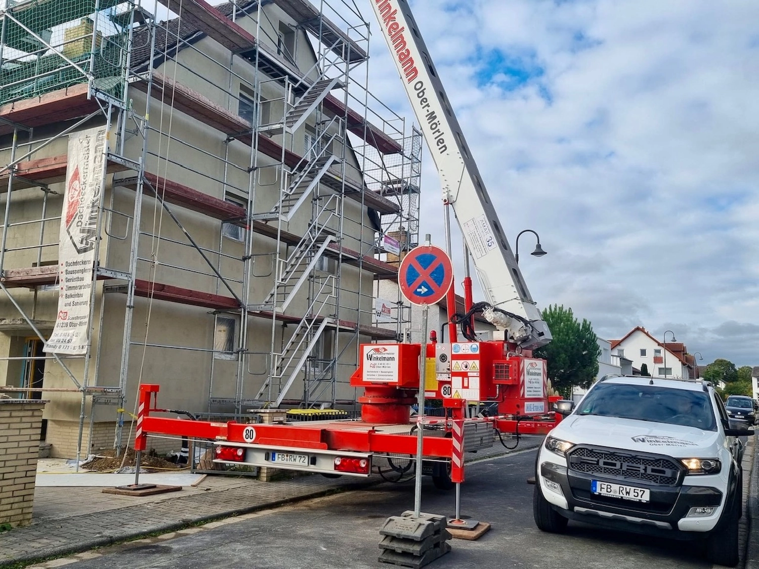 Winkelmann Dachdeckerei - Dachdeckerarbeiten an einem Gebäude